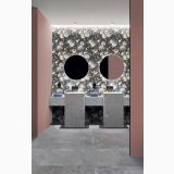 Faianta Decor ABK Romantic 60x120 cm – ambient baie, baie eleganta cu perete floral si lavoare suspendate