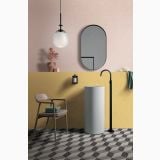 Faianta Abk Powder 60x120 cm – ambient baie, baie moderna cu chiuveta cilindrica si perete roz-galben