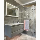 Gresie Orobico Grey Mat 60x60 cm – ambient baie, baie moderna cu cabina dus sticla si mobilier gri, pe pardoseala
