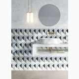 Gresie Decor ABK Sensi Fantasy Tips 60x120 cm Lucios 3D – ambient baie, baie cu perete decor geometric, oglinda rotunda, lavoar marmura