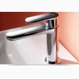 Robinet Lavoar Paffoni Candy Crom – detaliu, close-up robinet crom montat pe lavoar alb