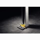 Kit rezervor WC Incastrat Viega Prevista Dry 49x112 cm – detaliu, suport metalic cu clema galbena pe pardoseala