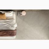 Gresie Exterior Nesting HNS 201 Almond 80x80x2 cm – ambient dormitor, dormitor vedere de sus cu pat si gresie gri, pe pardoseala