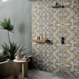 Faianta Decor ABK Amplify 60x120 cm – ambient baie, dus exterior cu perete decorativ colorat si plante