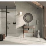Gresie Portelanata iTiles StoneForm Bianco 60x60 cm – ambient baie, baie moderna cu lavoar suspendat si oglinda rotunda, pe pardoseala si perete
