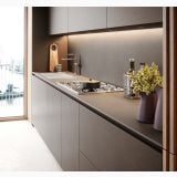 Gresie Gigacer Concept 1 Land Lucios 120x120 cm – ambient bucatarie, bucatarie moderna gri cu blat gresie lucioasa, pe pardoseala