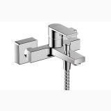Baterie Cada Hansgrohe Vernis Shape Finisaj Crom – baterie cada cromata izolata pe fundal alb