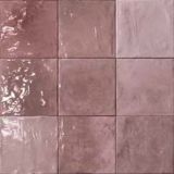 Faianta ABK Poetry Colors Blush Lucios 10x10 cm – plete roz lucioase montate in grid pe perete