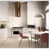Gresie Via Appia Ivory Mat 60x60 cm – ambient bucatarie, bucatarie eleganta cu pardoseala gresie mata, mobilier alb
