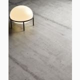 Gresie Form Story Cement 90x90 cm – ambient, pardoseala gri tip ciment cu lampa sferica decorativa