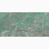 Gresie Amazzonite Lucios 60x120 cm – detaliu textura marmorata verde cu vinisoare gri
