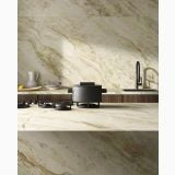 Gresie Portelanata HPM 01 Paradise Lucios 120x120 cm – ambient bucatarie, bucatarie cu blat si perete gresie marmorata, oala neagra
