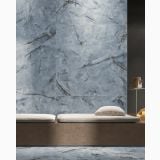Lastra Gresie Portelanata HPM 02 Onice Azzurro Mat 120x278 cm – ambient living, living cu perete si pardoseala onix albastru, bancheta bej