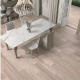 Gresie Imitatie Lemn Poetry Wood Ecru 30x120 cm – ambient living, living cu masa marmura, scaune si pardoseala imitatie lemn