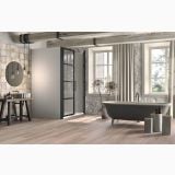 Gresie Imitatie Lemn Poetry Wood Ecru 30x120 cm – ambient baie, baie rustica cu cada freestanding si pereti piatra, pe pardoseala