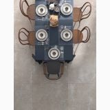 Gresie Ghost Rope Mat 60x60 cm – ambient living, vedere de sus masa servita, pardoseala gresie gri
