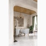 Baterie stativa incastrata cada/dus FDesign Lacrima Bronz Mat – ambient baie, baie eleganta cu doua cazi freestanding si candelabru, pe perete