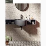 Gresie Frammenti FR10 Bianco Fiore 20x20 – ambient baie, baie moderna cu lavoar suspendat si oglinda rotunda, pe pardoseala