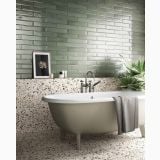 Gresie Frammenti FR10 Bianco Macro 20x20 – ambient baie, baie cu cada freestanding si pardoseala terrazzo