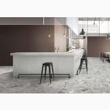 Gresie Terrazzo Blend Stone Grey Mat 60x120 cm – ambient bar cu blat placat