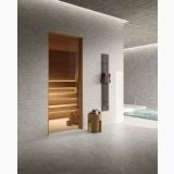 Gresie Exterior Nesting HNS 205 Grey 80x80x2 cm – ambient piscina, zona piscina cu sauna, pardoseala gri texturata