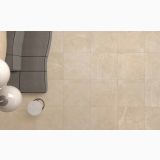 Gresie Gardena HGR 1 Beige 80x80 cm – ambient living, pardoseala bej cu canapea gri vazuta de sus