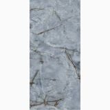 Lastra Gresie Portelanata HPM 02 Onice Azzurro Mat 120x278 cm – placa mare cu vene aurii pe fundal albastru gri
