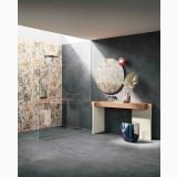 Gresie Timeline HTL 2 Nightfall 60x120 cm – ambient baie, baie moderna gri cu perete floral si dus walk-in, pe pardoseala