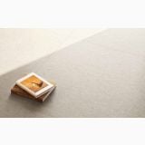 Gresie Wild HWD 10 Bone Grip 30x60 cm – ambient, pardoseala gresie cu carti asezate deasupra, lumina naturala