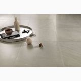 Gresie Nordic Stone Islanda Mat 60x120 cm – ambient, gresie mata gri cu tava metalica si accesorii decorative, pe pardoseala