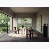 Gresie Portelanata Italgraniti Natural Beige 120x120 – ambient living, living cu masa rotunda, scaune lemn, covor si tablou, pe pardoseala