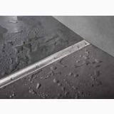 Capac Rigola Kerdi Line Vario Cove L120 cm – detaliu, rigola liniara montata in pardoseala texturata gri