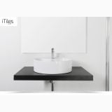 Lavoar Ceramica Oval LAV21 50x40 cm – ambient baie, lavoar oval alb pe blat negru suspendat cu oglinda