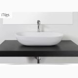 Lavoar Ceramica Oval LAV23 56x40 cm – ambient baie, lavoar oval alb pe blat negru cu baterie crom