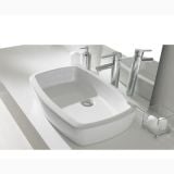 Lavoar Eos Gala 59.3 x 39.5cm Fara Preaplin – ambient baie, lavoar alb pe blat cu baterie crom montata