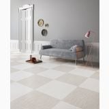 Gresie Digitalart White 15x60 cm – ambient living, living gri cu canapea si gresie in carouri, pe pardoseala