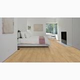 Parchet SPC Kahrs OULANKA CLICK 6 MM 218 x 1210 x 6 mm – ambient dormitor, dormitor alb cu pat si pardoseala parchet deschis