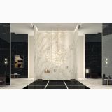 Gresie Sahara Noir Mat 60x120 cm – ambient comercial, lobby elegant cu marmura alba, pardoseala neagra si candelabru auriu, pe pardoseala si perete