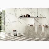 Gresie Statuario Lux Lucios Periat 60x120 cm – ambient bucatarie, bucatarie moderna cu insula marmorata, pereti marmura statuario si masuta neagra, pe pardoseala si perete