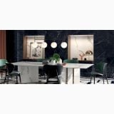 Gresie ABK Marquinia Select Lucios 120x280 cm – ambient living, living elegant cu masa marmura si perete negru marmorat