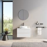 Set Mobilier Baie Alb Riflat Cu Doua Sertare L.80 cm – ambient baie, baie moderna cu lavoar rotund si oglinda circulara, pe perete