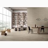 Gresie Nordic Stone Danimarca Mat 80x160 cm – ambient living, living si zona de dining cu biblioteca lemn si masa, pe pardoseala si perete