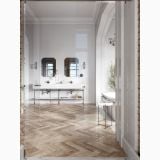 Baterie stativa lavoar FDesign Lacrima Crom – ambient baie, baie eleganta cu parchet in forma de V, oglinzi si cada freestanding, pe perete