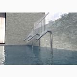 Gresie Engadina HEG 5 Gri Mat 60x60 – ambient piscina, piscina cu perete gri si balustrada inox
