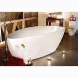 Cada Freestanding Praga 157x70 cm – ambient baie, cada ovala alba cu lumanari si prosop rosu, pe pardoseala
