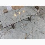 Lastra Gresie Portelanata HPM 02 Onice Azzurro Mat 120x278 cm – ambient living, pardoseala gresie efect marmura cu masa si lumanari