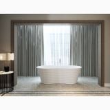 Cada Freestanding Ovala Ranya 170x84 cm – ambient baie, cada freestanding ovala alba, fereastra cu draperii gri, pe pardoseala