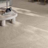 Gresie Exterior Cliff Sand Antislip Mat R11 120x120 – ambient living, living luminos cu pardoseala gresie bej si masuta rotunda