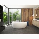 Cada Freestanding Ovala Sara 175x83 cm – ambient baie, baie moderna cu cada ovala si perete lemn