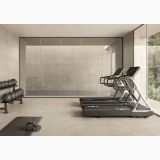 Gresie Portelanata Calcis Visone Mat 80x80 cm – ambient living, sala fitness cu aparate si gresie gri deschis, pe pardoseala